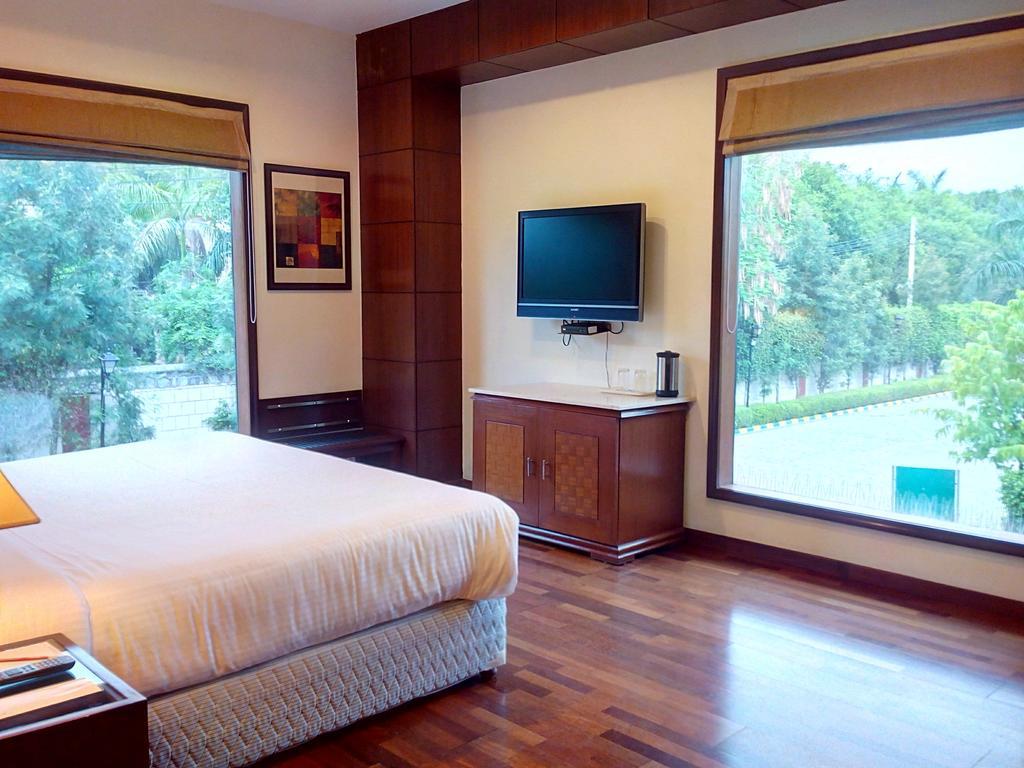The Ocean Pearl Retreat Hotel New Delhi Eksteriør billede