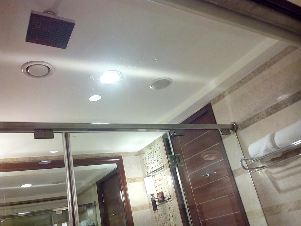 The Ocean Pearl Retreat Hotel New Delhi Eksteriør billede